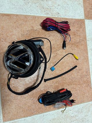 Cámara Trasera Logo VW Golf V y VI