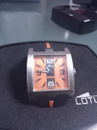 Reloj Lotus Hombre Negro Naranja