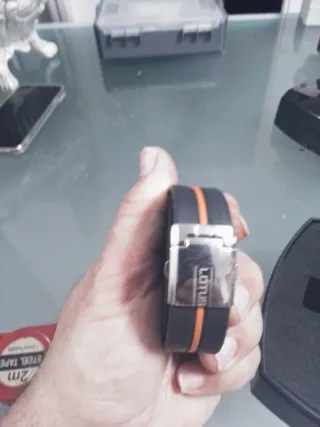 Reloj Lotus Hombre Negro Naranja
