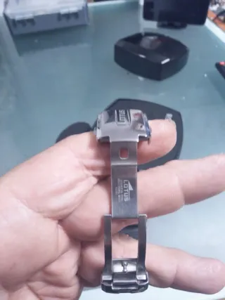 Reloj Lotus Hombre Negro Naranja