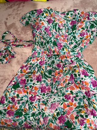 Vestido floral manga corta