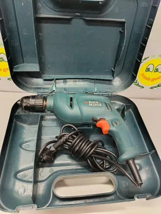 Taladro percutor Black & Decker