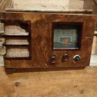 Radio Antigua Le Central des Ondes Madera valvulas