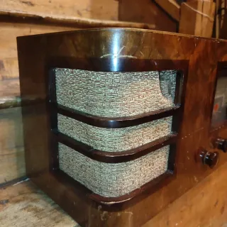 Radio Antigua Le Central des Ondes Madera valvulas