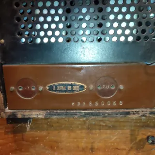 Radio Antigua Le Central des Ondes Madera valvulas
