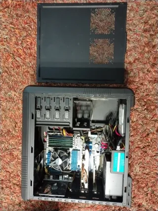 Torre PC Gaming Cooler Master