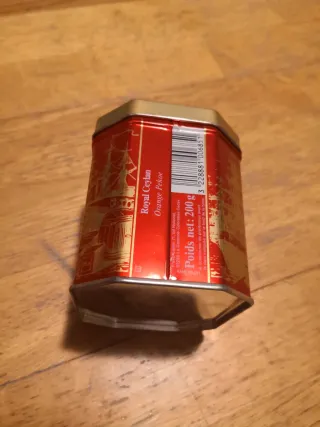 Lata de té Lipton Royal Ceylon 11cm x 8 cm x 10cm