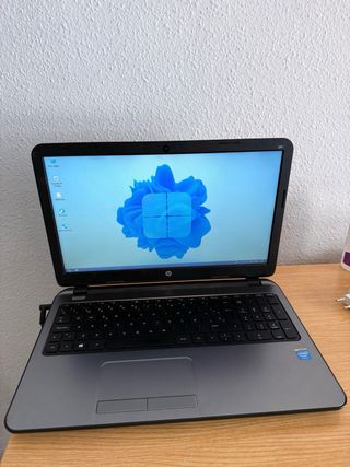 Portátil HP 15.6'' pulgadas gris especial