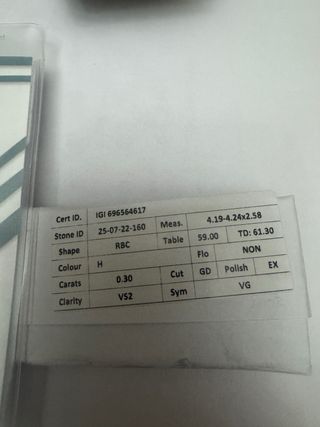 Anillo Oro 18k Diamante