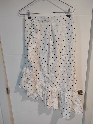 La falda blanca perfecta para verano