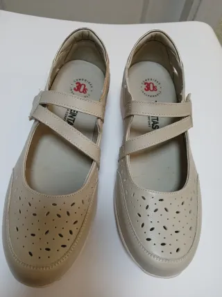 Zapatos beige pulsera ECCO talla 38