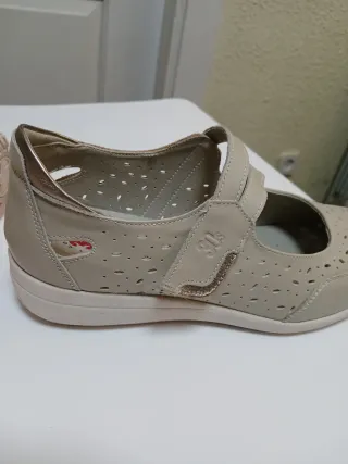 Zapatos beige pulsera ECCO talla 38