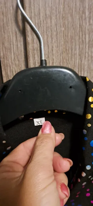 Camicia nera con pois colorati +pantaloni