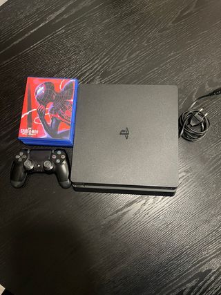 PS4 Slim Negra + Mando + Videojuegos