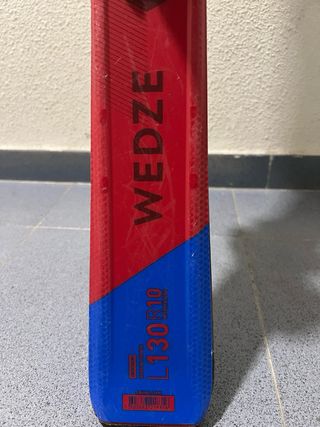 Esquís infantiles Wedze 130cm.