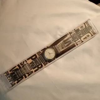 Reloj El País Prensa