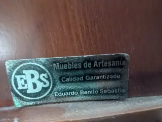 Conjunto mesa extensible, vitrina y 6 sillas