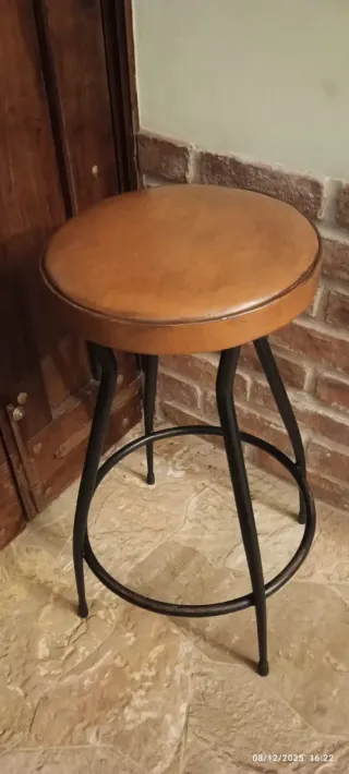 Sgabello da bar vintage mid-century modern