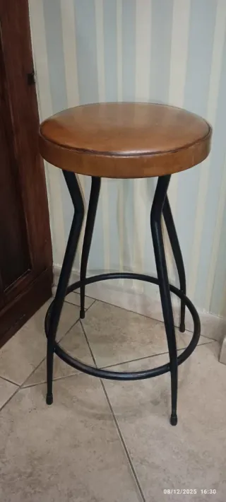 Sgabello da bar vintage mid-century modern