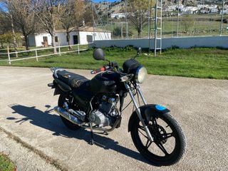 Moto keeway 125cc Negra