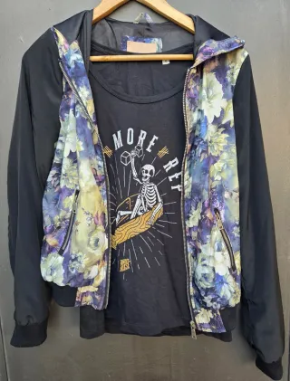 Conjunto Chaqueta y Pantalón T. S-M + camiseta