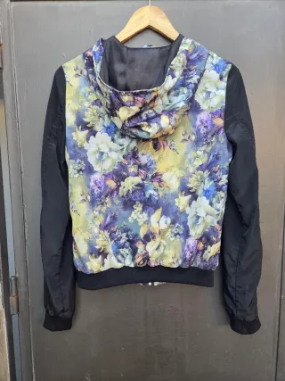 Conjunto Chaqueta y Pantalón T. S-M + camiseta