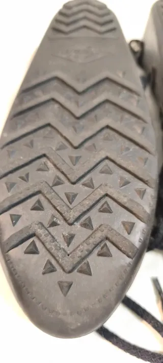 Abarcas Azala Talla 43 Negras