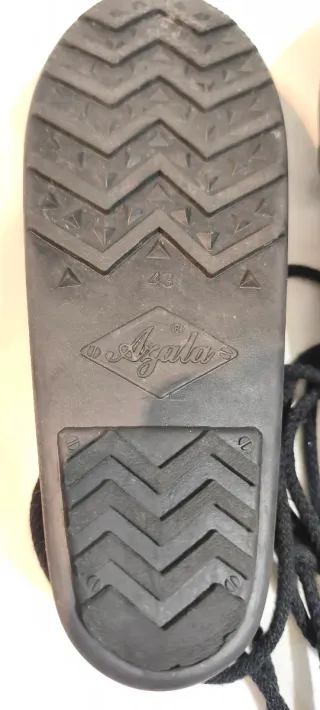 Abarcas Azala Talla 43 Negras