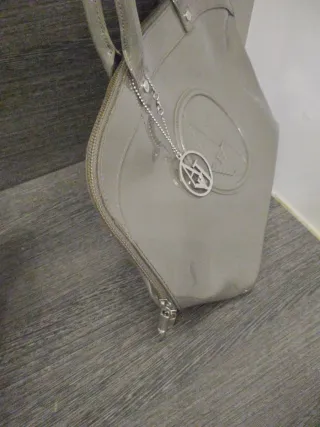 Bolso Emporio Armani verde oliva  Charol jeans