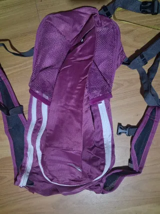 Mochilas Crivit (Azul, Morado, Negro)