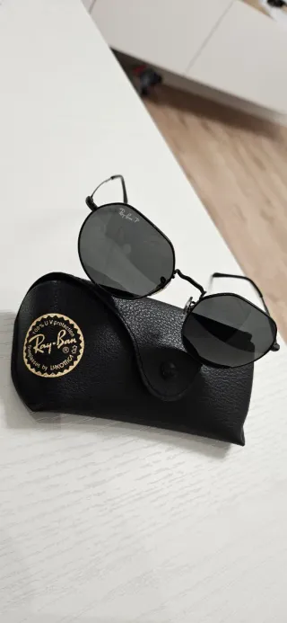 Gafas de sol Ray-Ban polarizadas negras