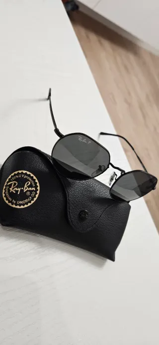 Gafas de sol Ray-Ban polarizadas negras