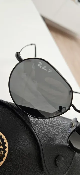 Gafas de sol Ray-Ban polarizadas negras