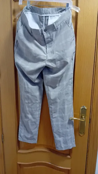 Pantalones de vestir a cuadros grises sin estrenar