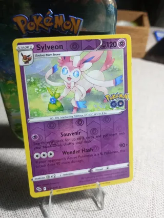 Sylveon Pokémon GO 2022 Carta Coleccionable