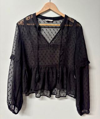Blusa negra transparente Stradivarius mujer