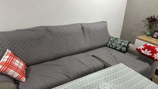 Sofá chaise longue gris tela