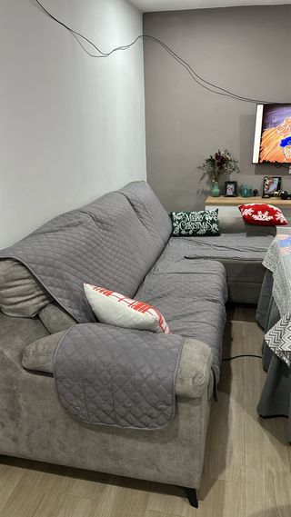 Sofá chaise longue gris tela