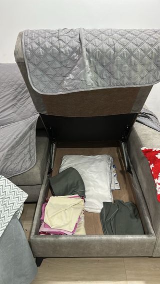 Sofá chaise longue gris tela