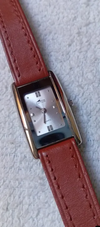 Reloj LOTUS de mujer