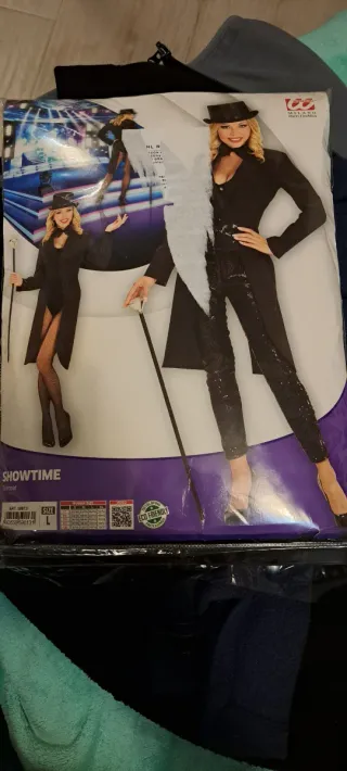 Smoking donna nero per serate speciali