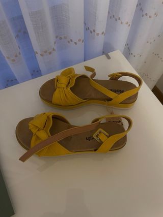 Sandalias amarillas mujer Refresh