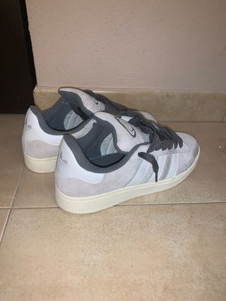 Adidas Campus 80s Gris y Blanco