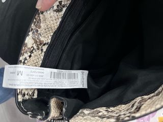 Bolso Mochila Stradivarius Serpiente