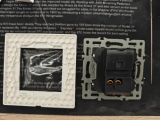 Interruptor de pared blanco