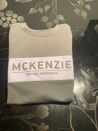 Camiseta McKenzie Niño Gris y Blanca