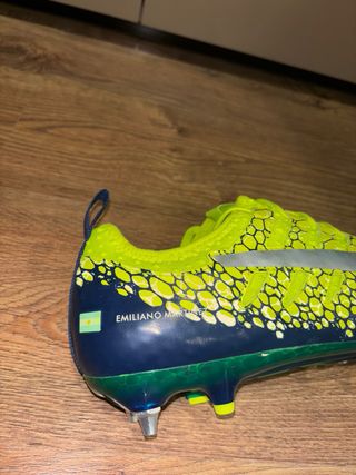 Botas Emiliano Martínez 'El Dibu'