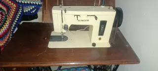 Máquina de coser Singer
