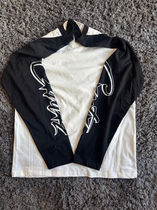 Camiseta Corteiz Manga Larga Negra Blanca