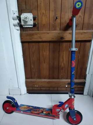 Patinete 2 ruedas nuevo